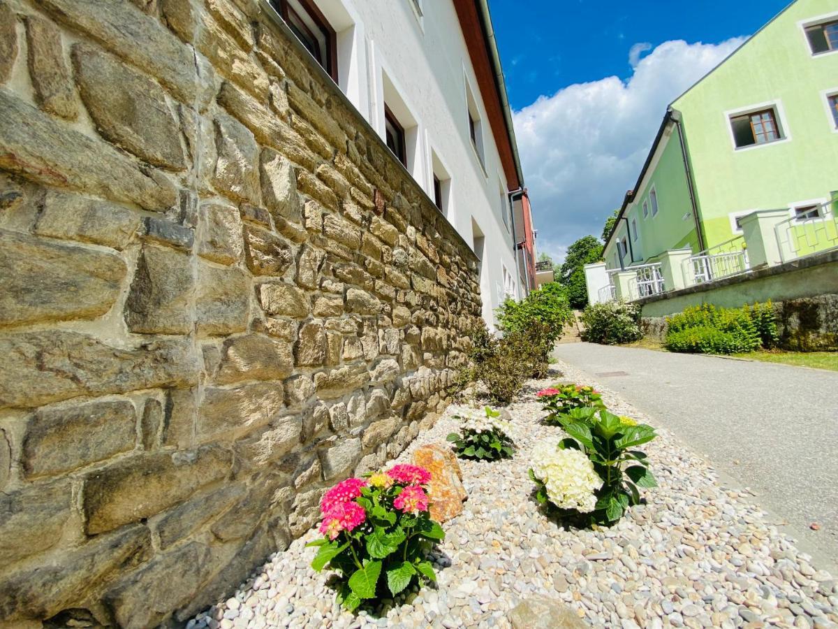 Apartmány V uličce Frymburk Exterior foto